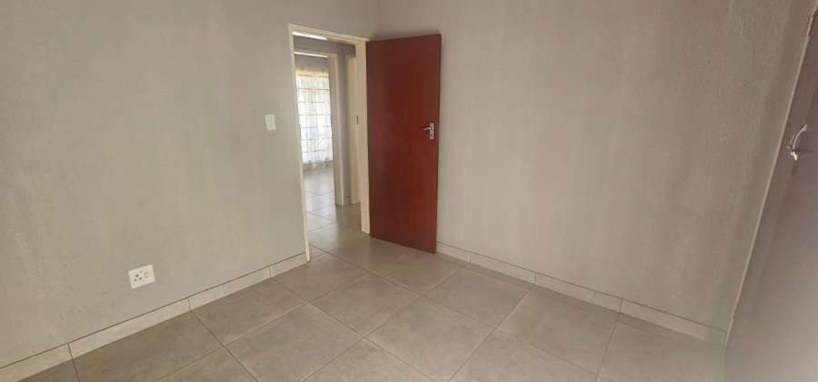 To Let 3 Bedroom Property for Rent in Safari Gardens North West